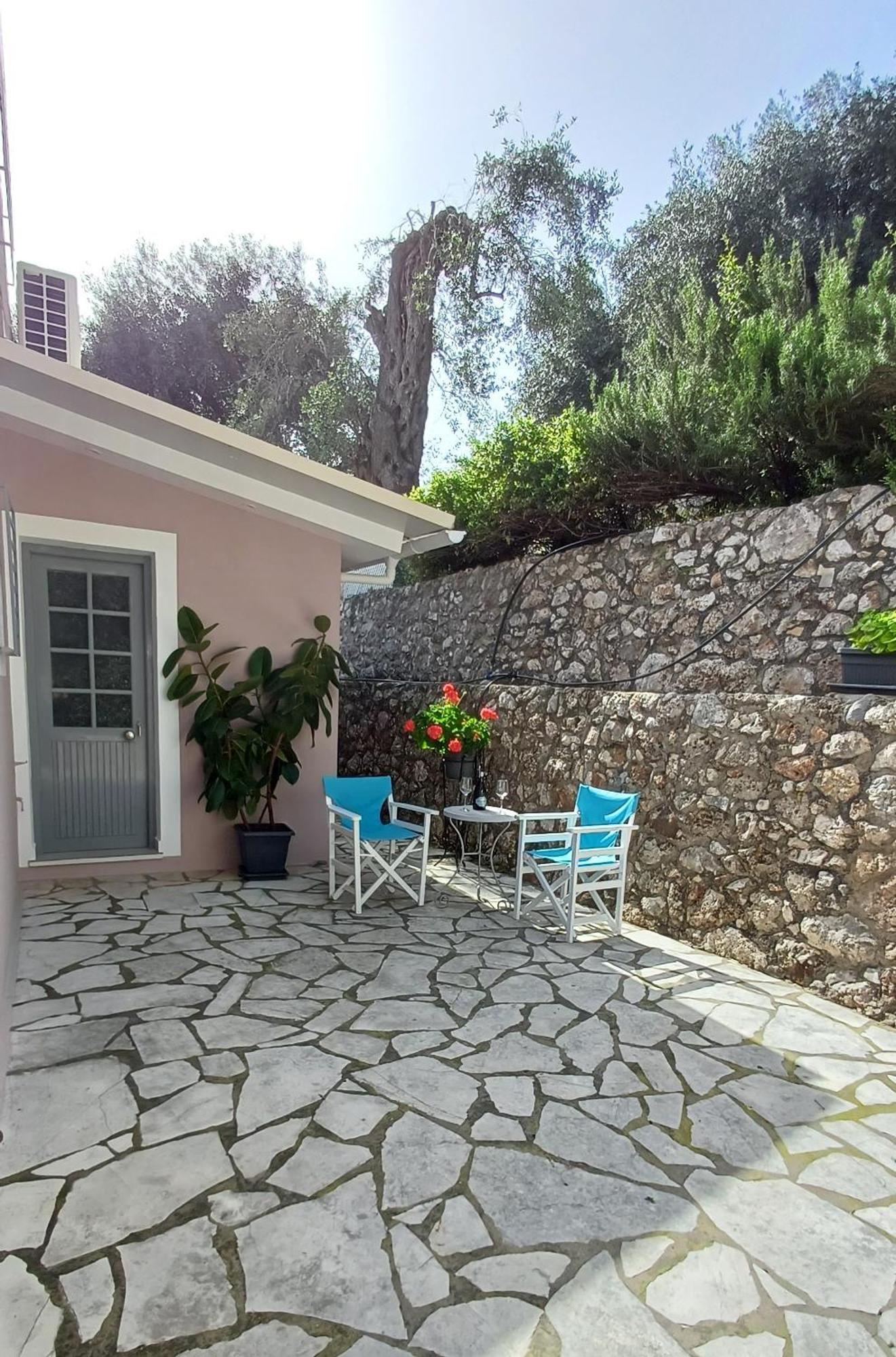 Kiki'S Apartments Barbati Bagian luar foto