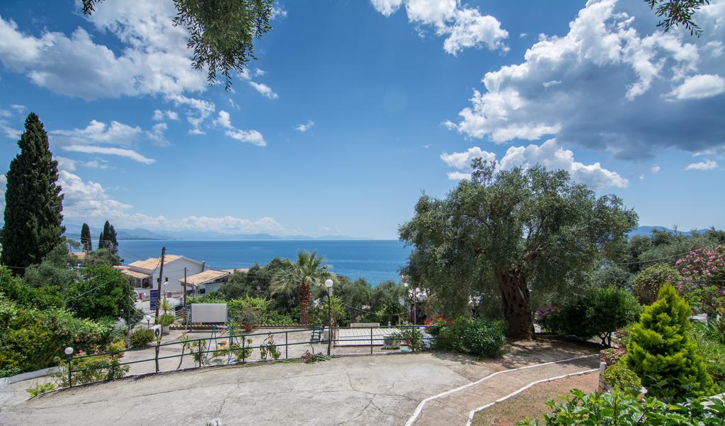 Kiki'S Apartments Barbati Bagian luar foto
